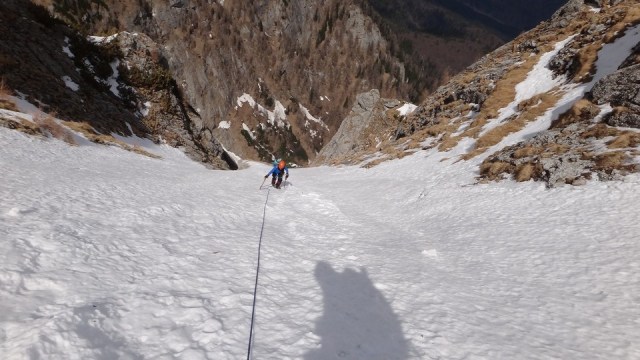 Albisoara Crucii_zapada_14042015_blog 052