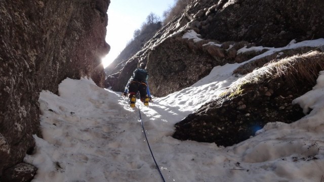 Albisoara Strungii_zapada_12042015_blog 023